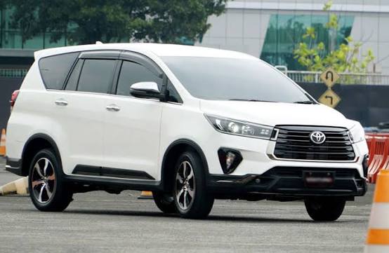 Toyota Innova Crysta